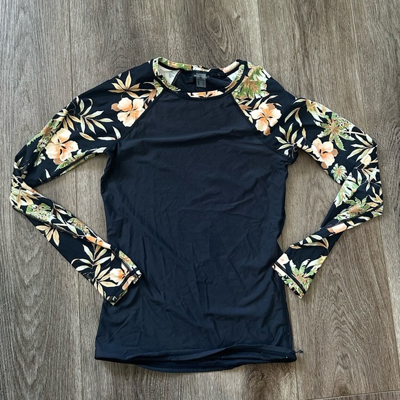Volcom Other - Rash guard
